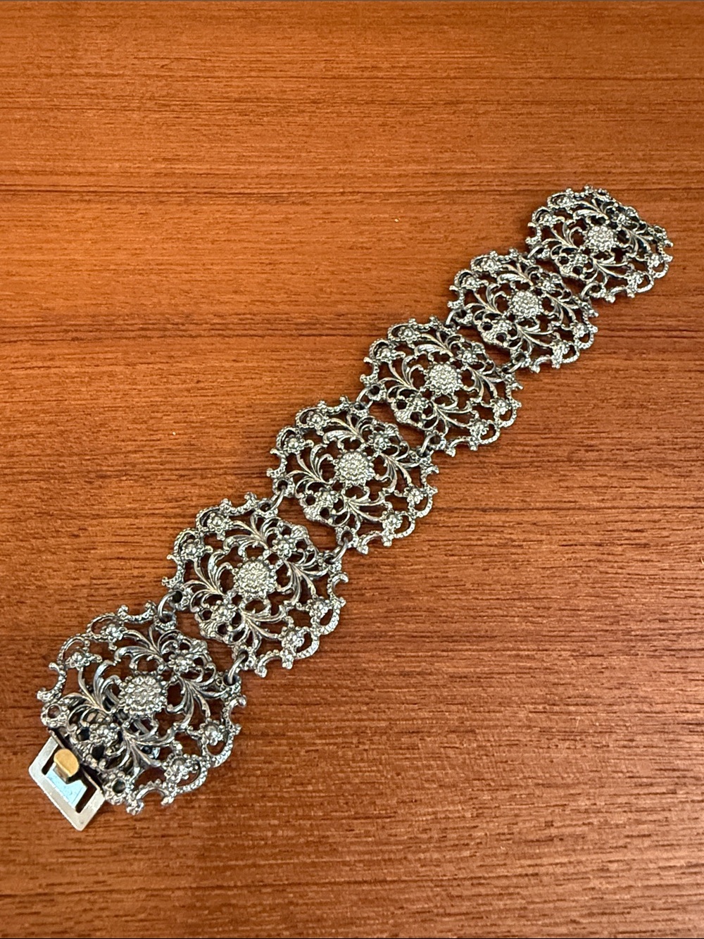 Vintage Silver Floral Filigree Bracelet - Silver Tone